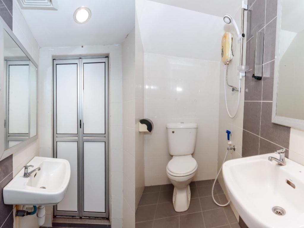 Oyo 1090 Hollitel Hotel Melaka Dış mekan fotoğraf